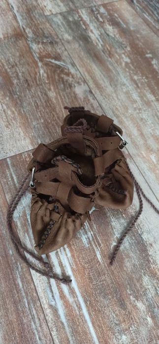 Сувенирани цървули от естествена кожа