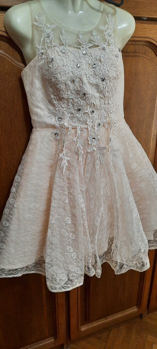 Rochie ocazie, crem, scurtă, foarte festivă, 42-44