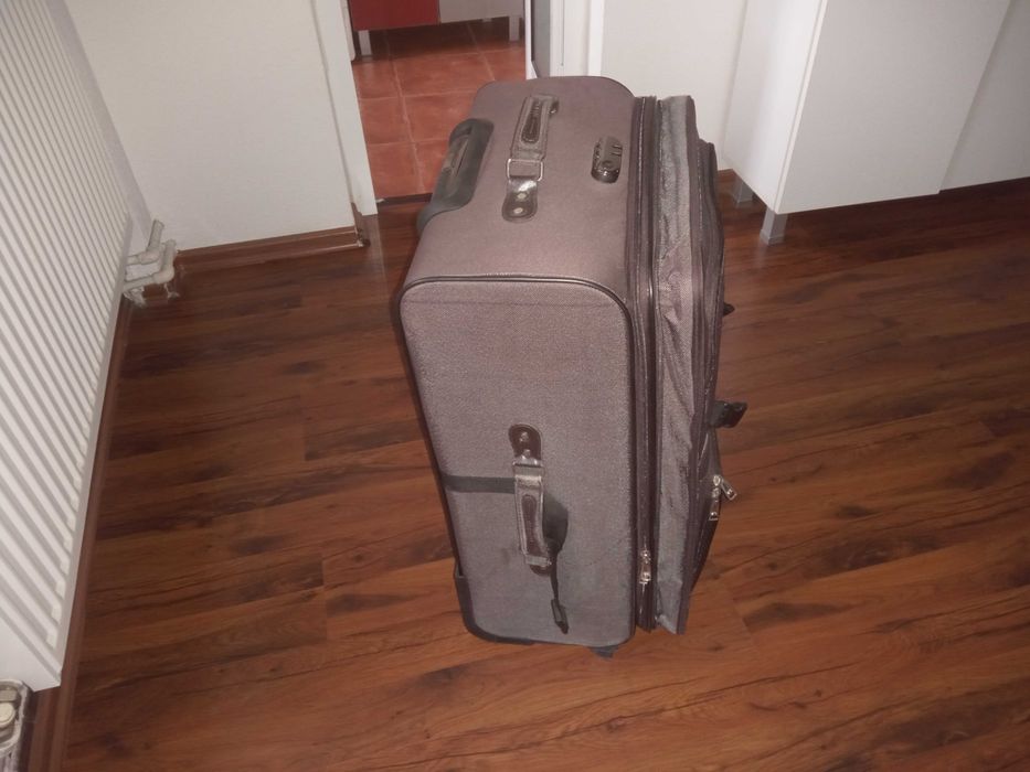 Vânzare troler puțin folosit