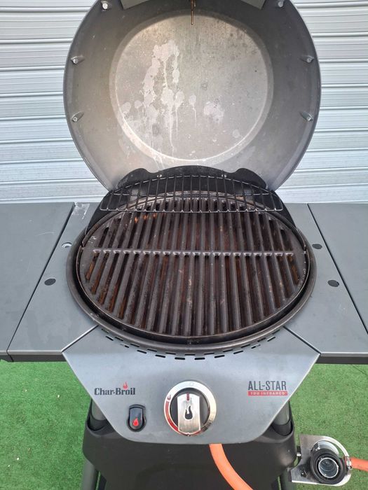 Газово барбекю - Char-Broil