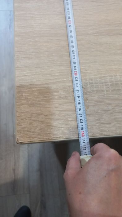 Birou masiv în stare bună