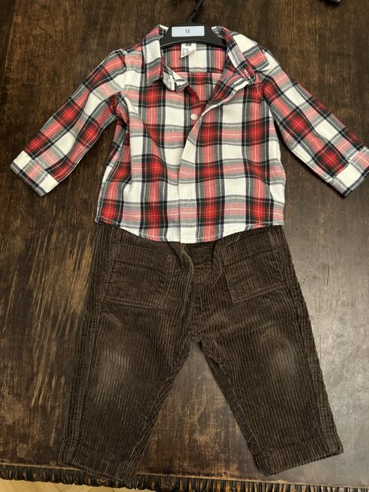 Costum H&M pentru baieti aproape nou