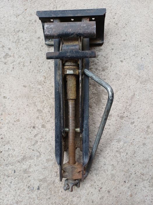 Автомобилен крик