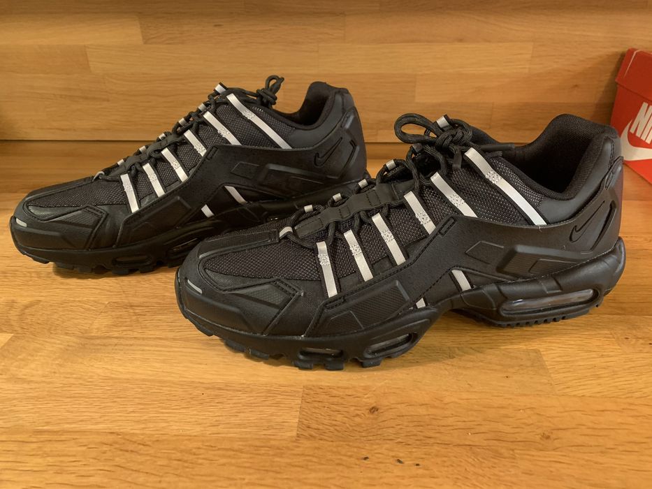 Чисто нови маратонки Nike 48 номер