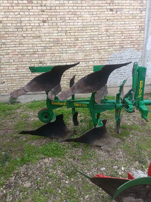 Pluguri 2 și 3 brazde