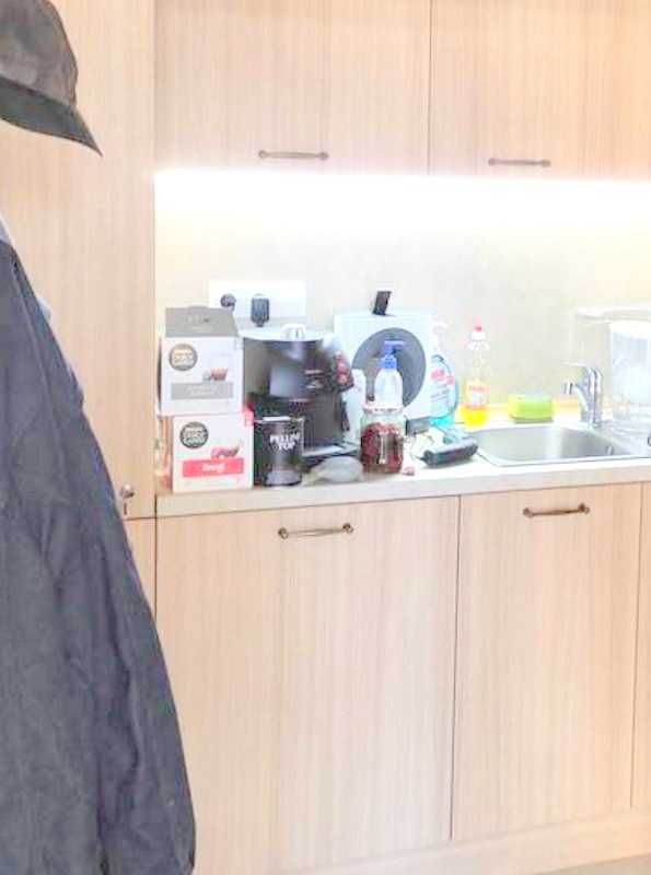 Продава се Магазин в Бургас, Славейков - 50 кв.м за 1880 €/кв.м - Снимка #4