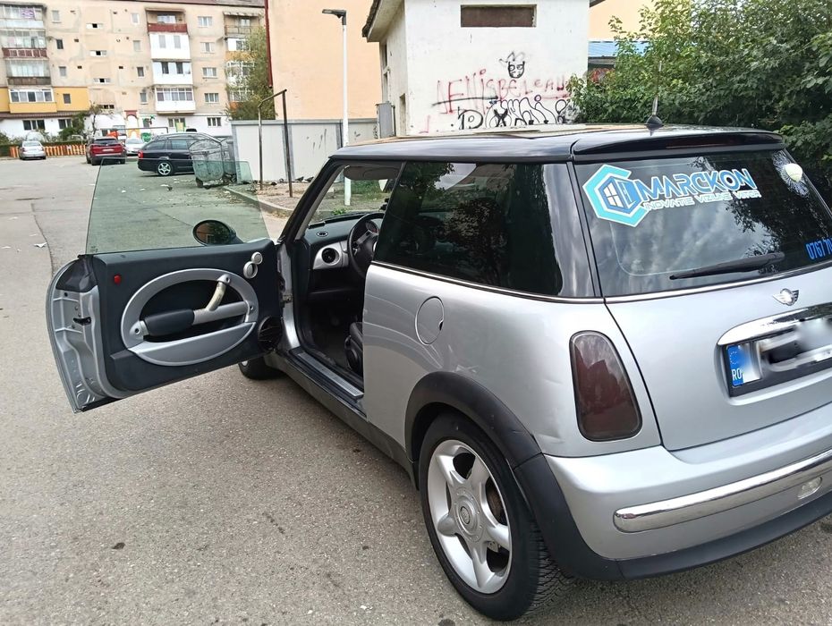 Mini cooper din 2004- Se acceptă varinate