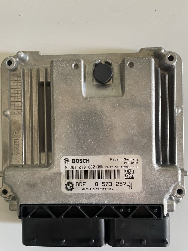 Ecu Motor Bmw edc17c50 0281019680 DDE8573257