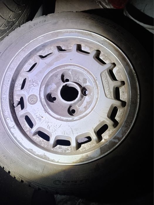 Продам 4 титановых диска + запаска разм 15