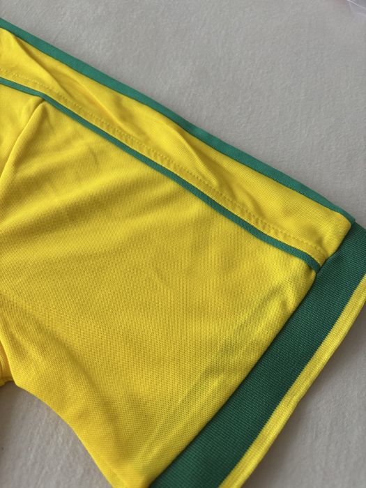 Brazil 1998 Home Kit / RONALDO 9