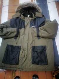 Зимняя куртка и комбинезон для рыбалки.