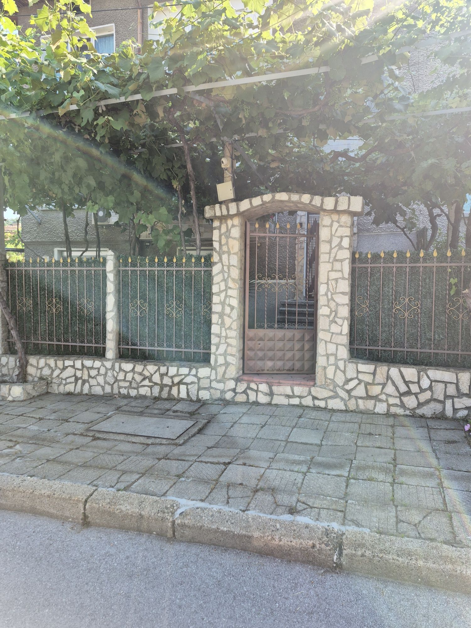 Къща широк център