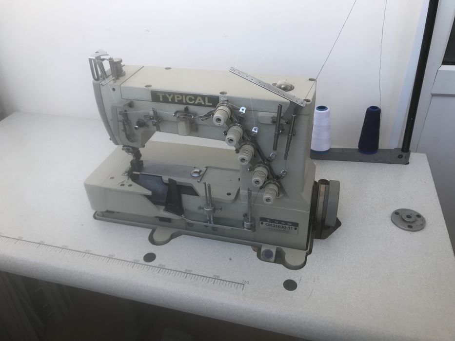 Трикотажная швейная машина распашивалка TYPICAL промышленная
