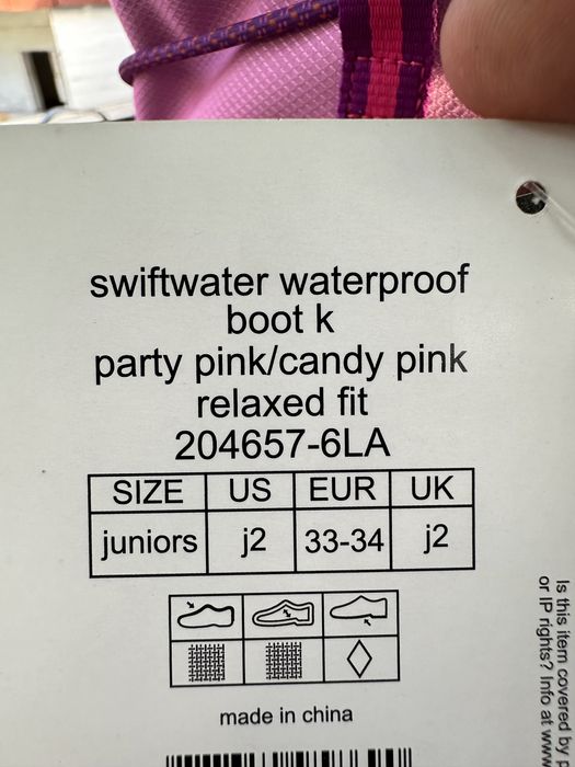 Vand cizme de guma noi pentru fete Crocs  nr.33-34