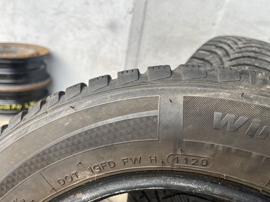 2 бр. зимни гуми 165/70/14 Hankook DOT 1120 6 mm