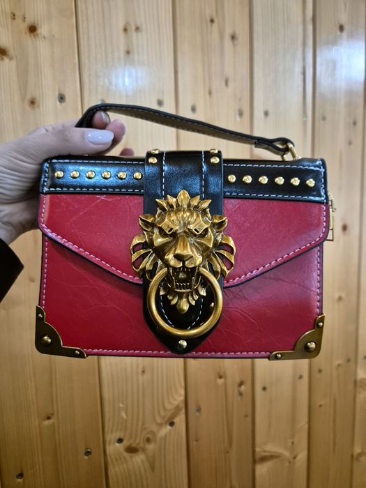 Geanta eleganta deosebita