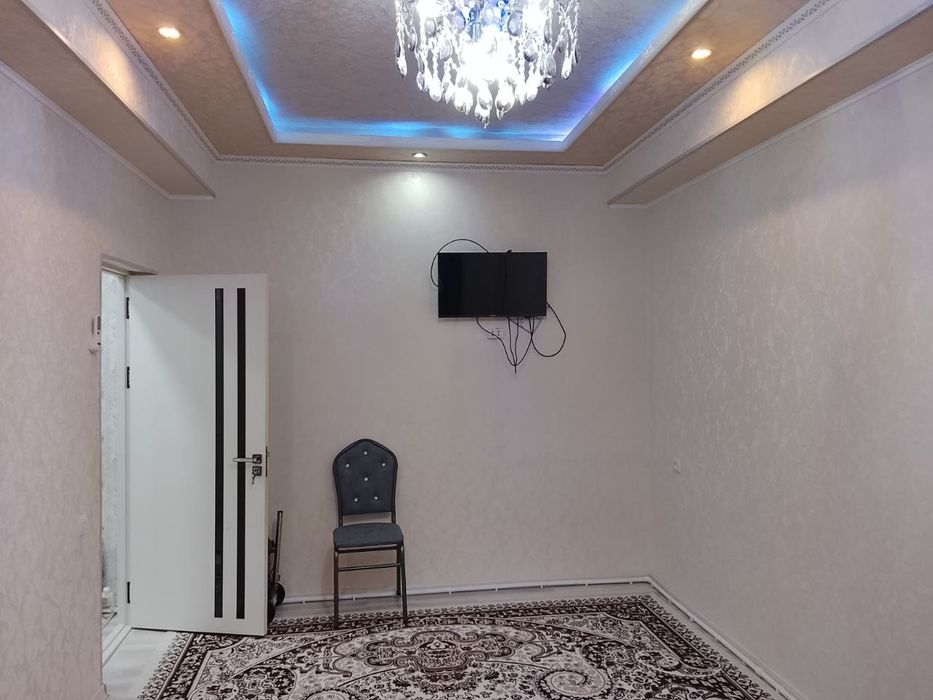 Минор маркет томонда жойлашган 1 хонали квартира ижарага берилади