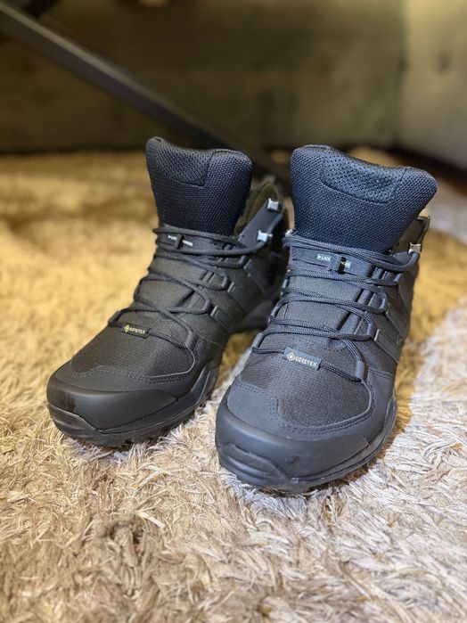 ADIDAS Terrex Swift R2 Mid Gore-Tex