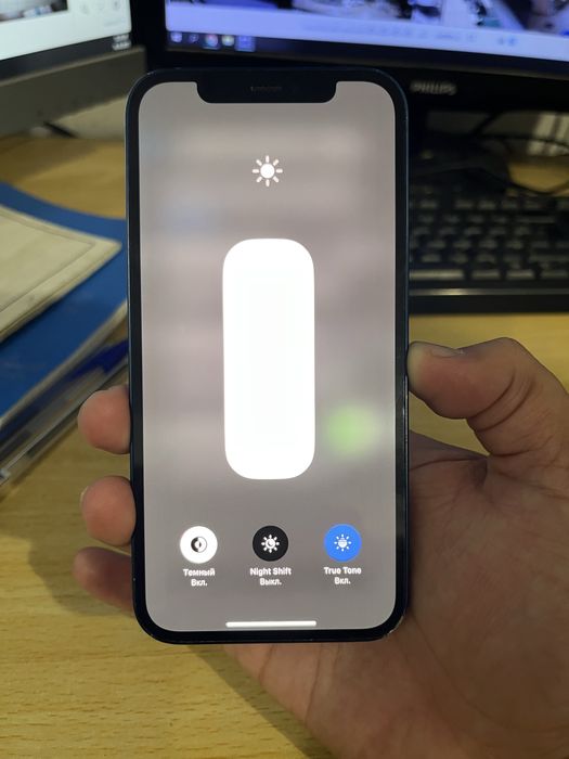 Айфон 12 на 64 гб