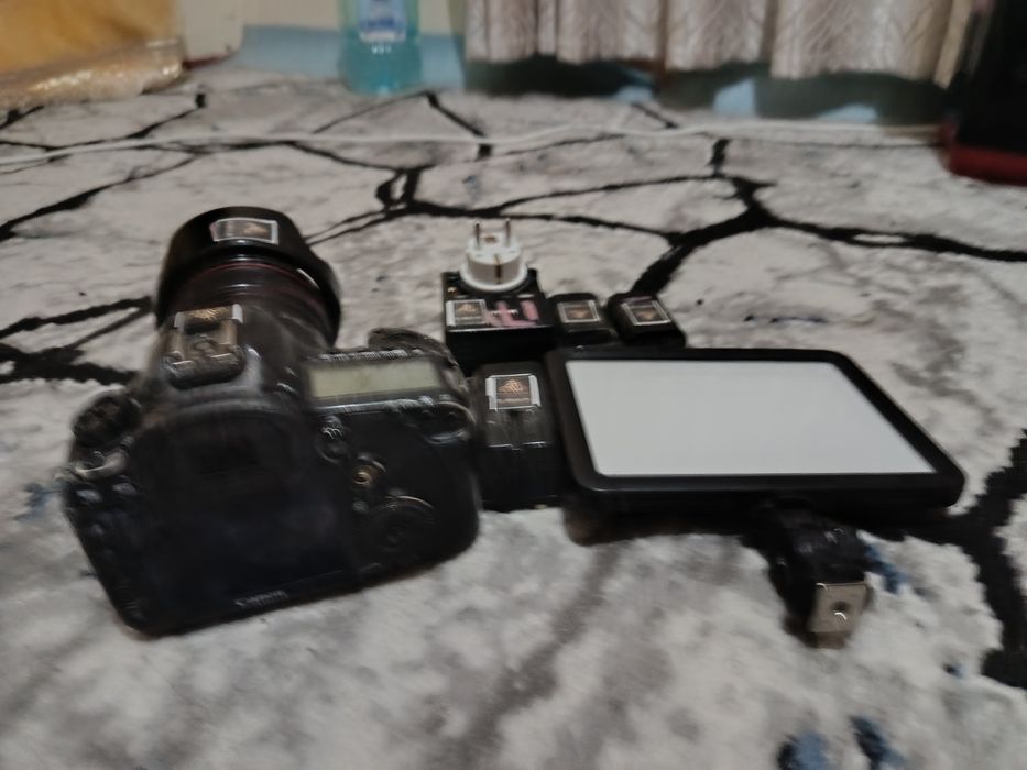 5d mark lll sotiladi