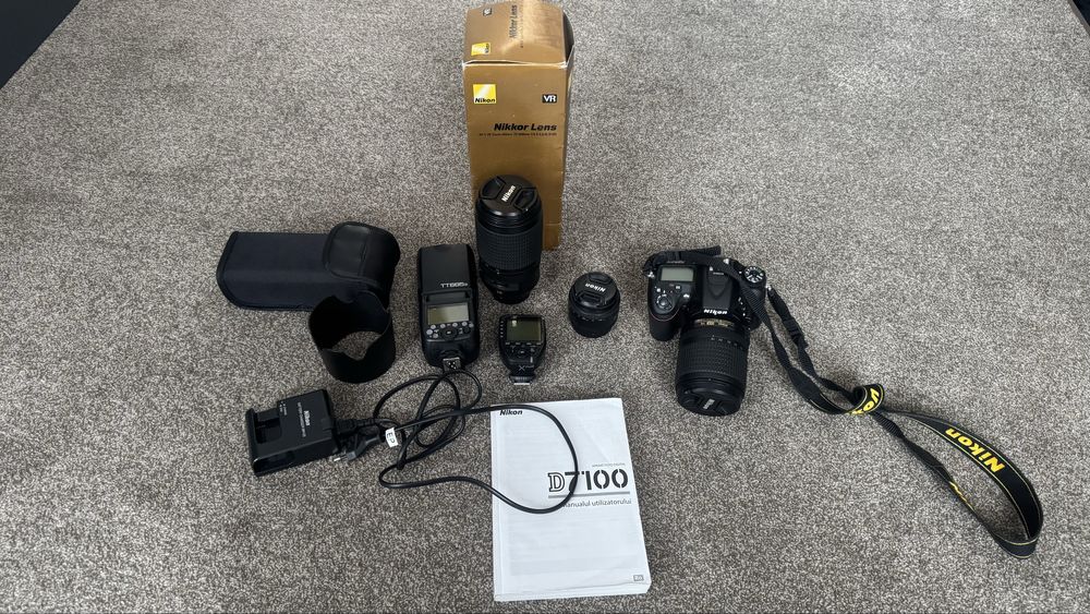 Nikon D7100 + obiective + blitz + accesorii – stare bună