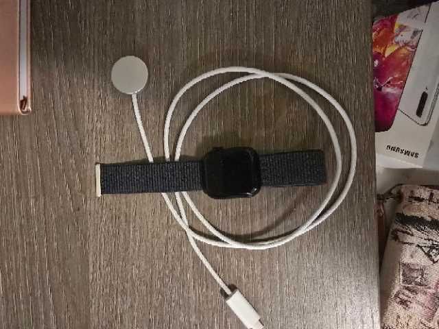 Apple iwatch 9 , 41mm