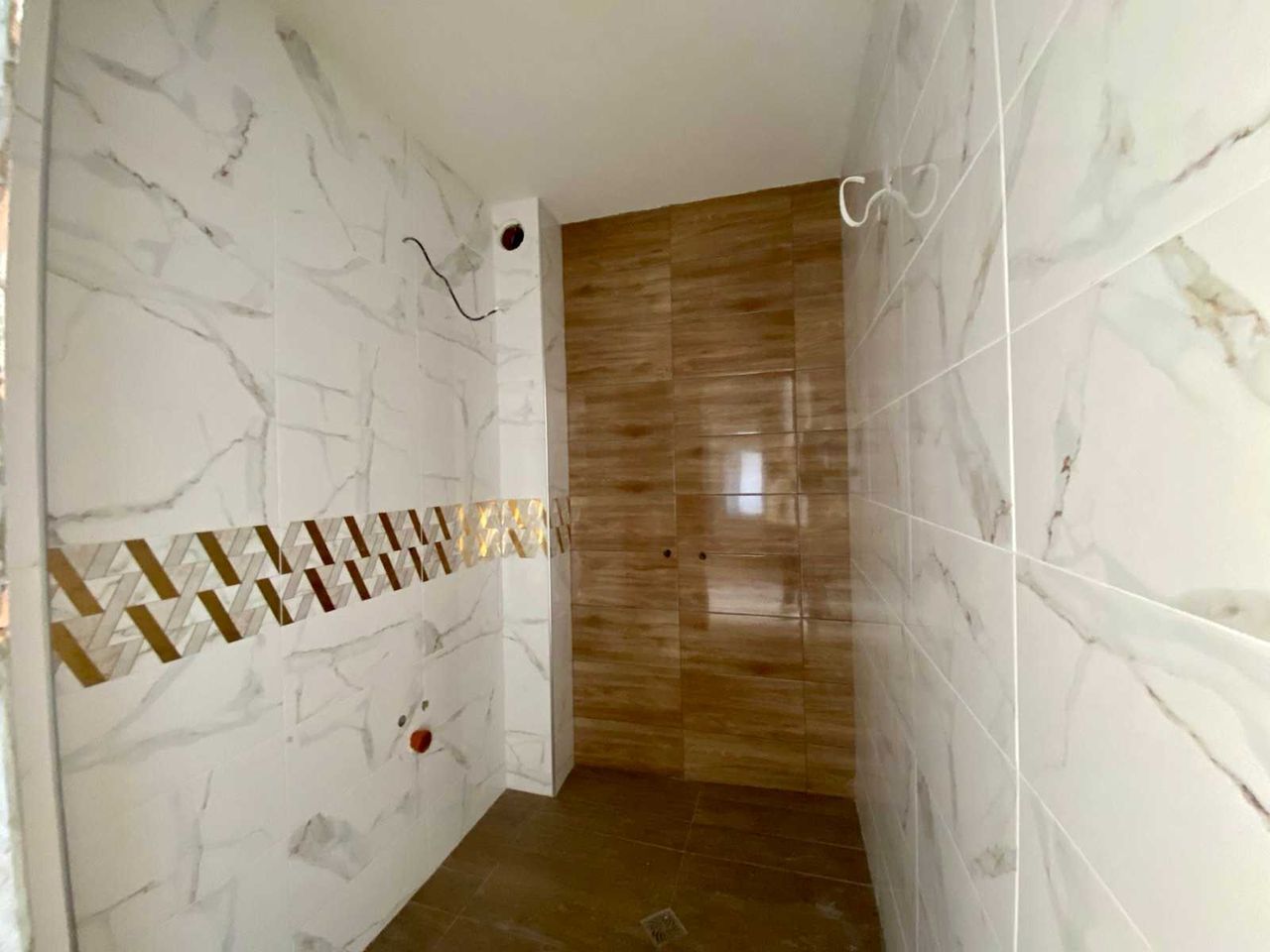 Продава се Двустаен апартамент в Разлог - 86 кв.м за 1251 €/кв.м - Снимка #10