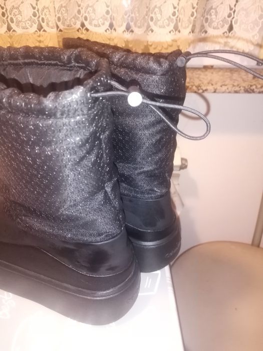 Calvin Klein дамски боти