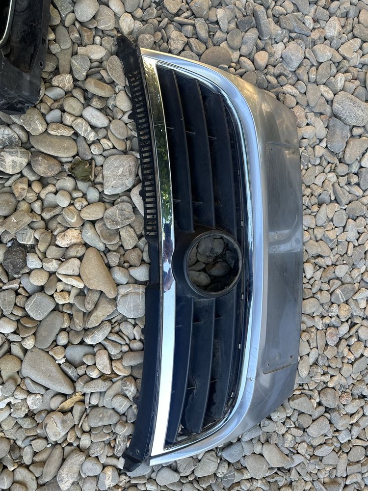 Grilă radiator vw touran.cod:1T0853651.D.