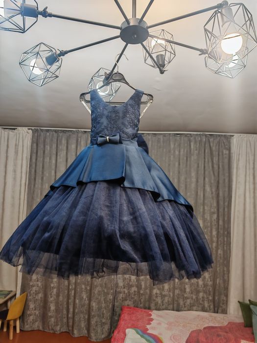 Продам нарядное платье