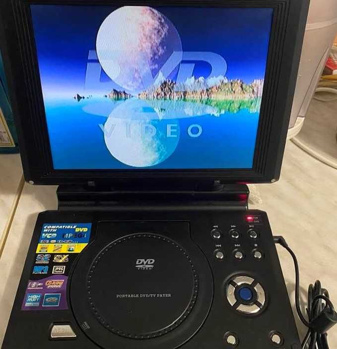 Vand DVD player portabil