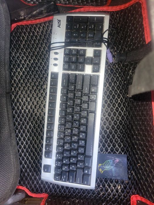 Отдам клавиатура отдам