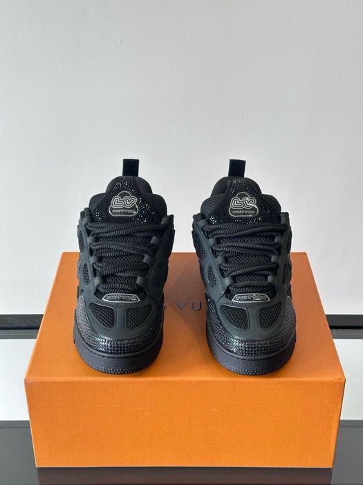 Adidasi LV skates full black