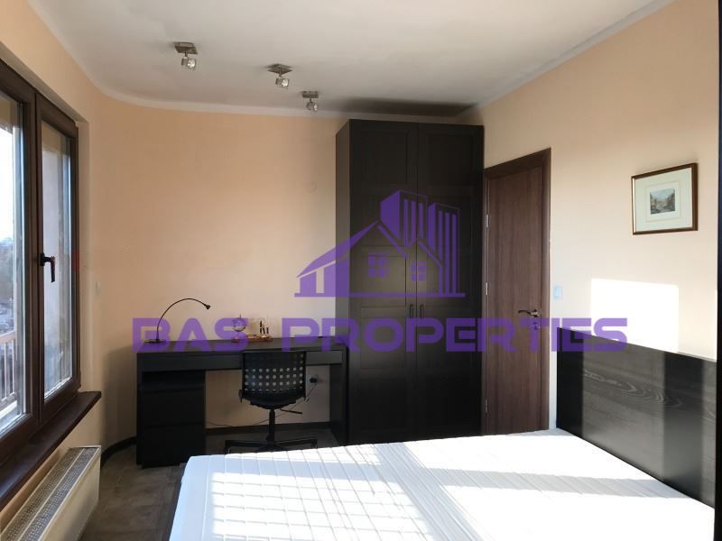 Дава се под наем Тристаен апартамент в София, Лагера - 90 кв.м за 800 € - Снимка #4