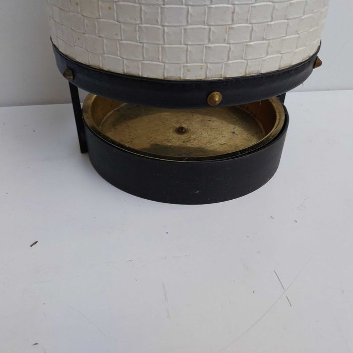 НАЙ ДОБРАТА ОФЕРТА Стара немска поставка за чадъри ,бастуни