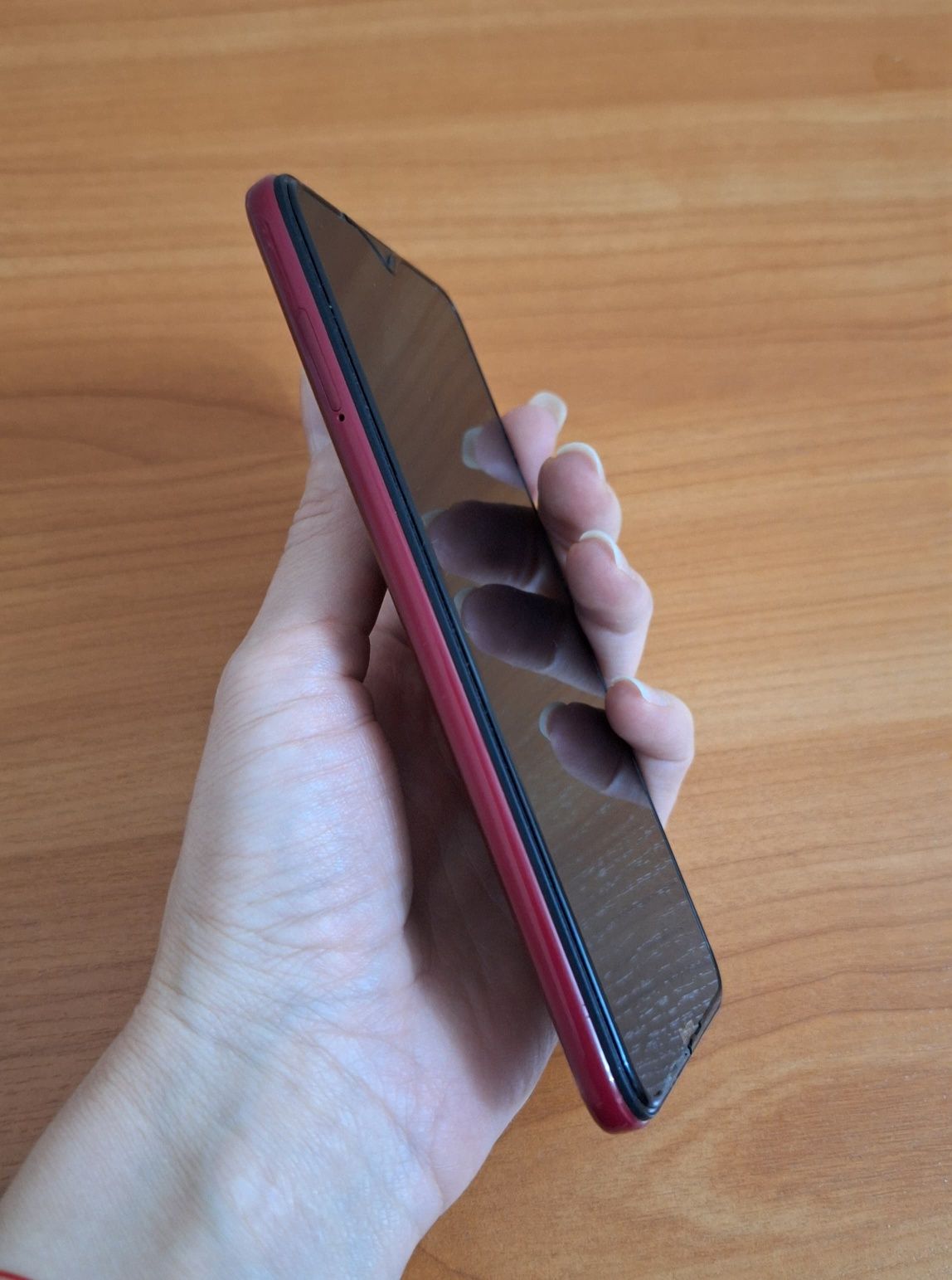 Продам смартфон Xiaomi Redmi 8