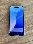 iPhone 15 -20 incarcari, aspect impecabil