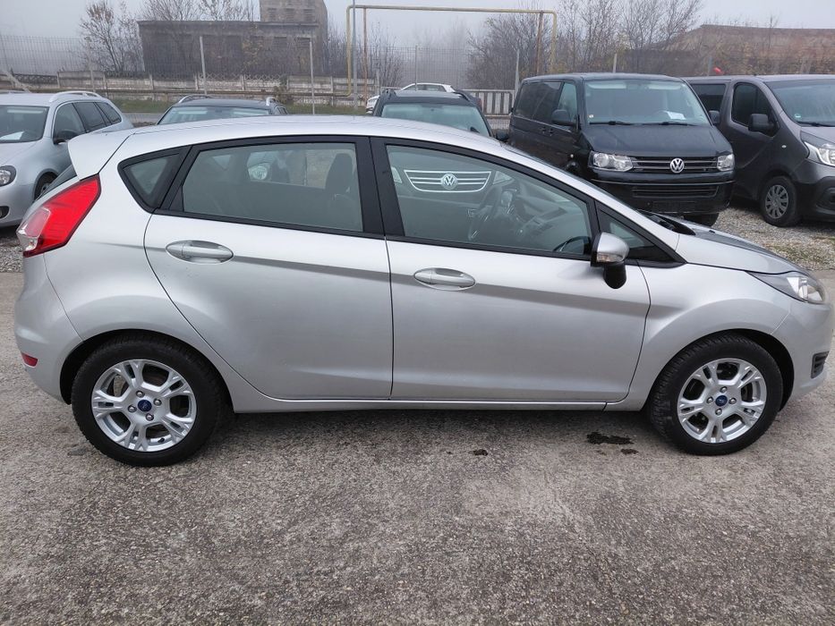 Ford Fiesta benz 13