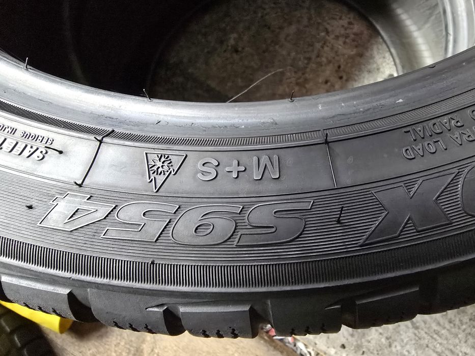 Toyo 235/45 R18 98V MS iarnă