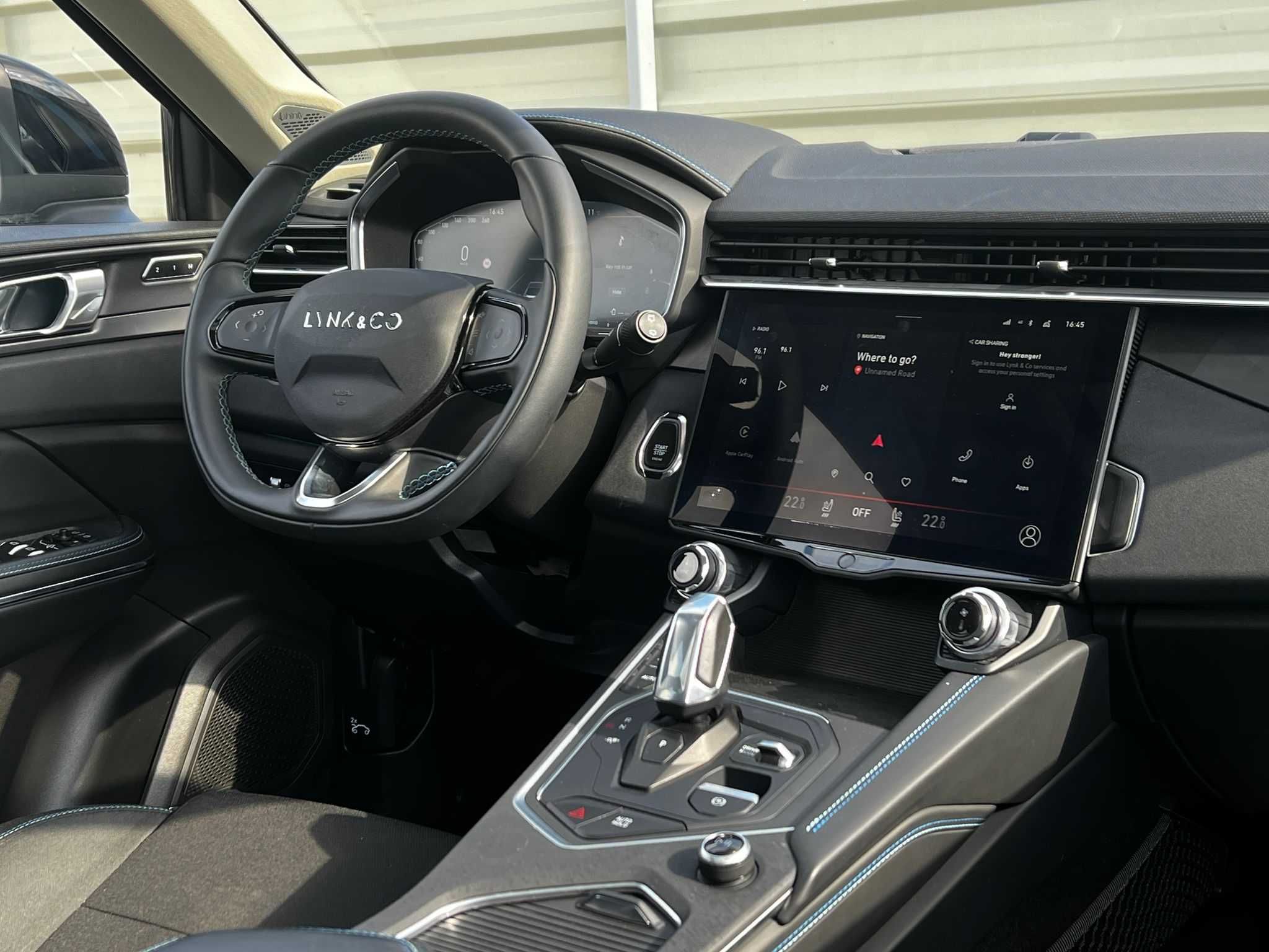 Inchiriere SUV Premium - Link&co 2022 Hybrid -Uber/Bolt/Blackcab