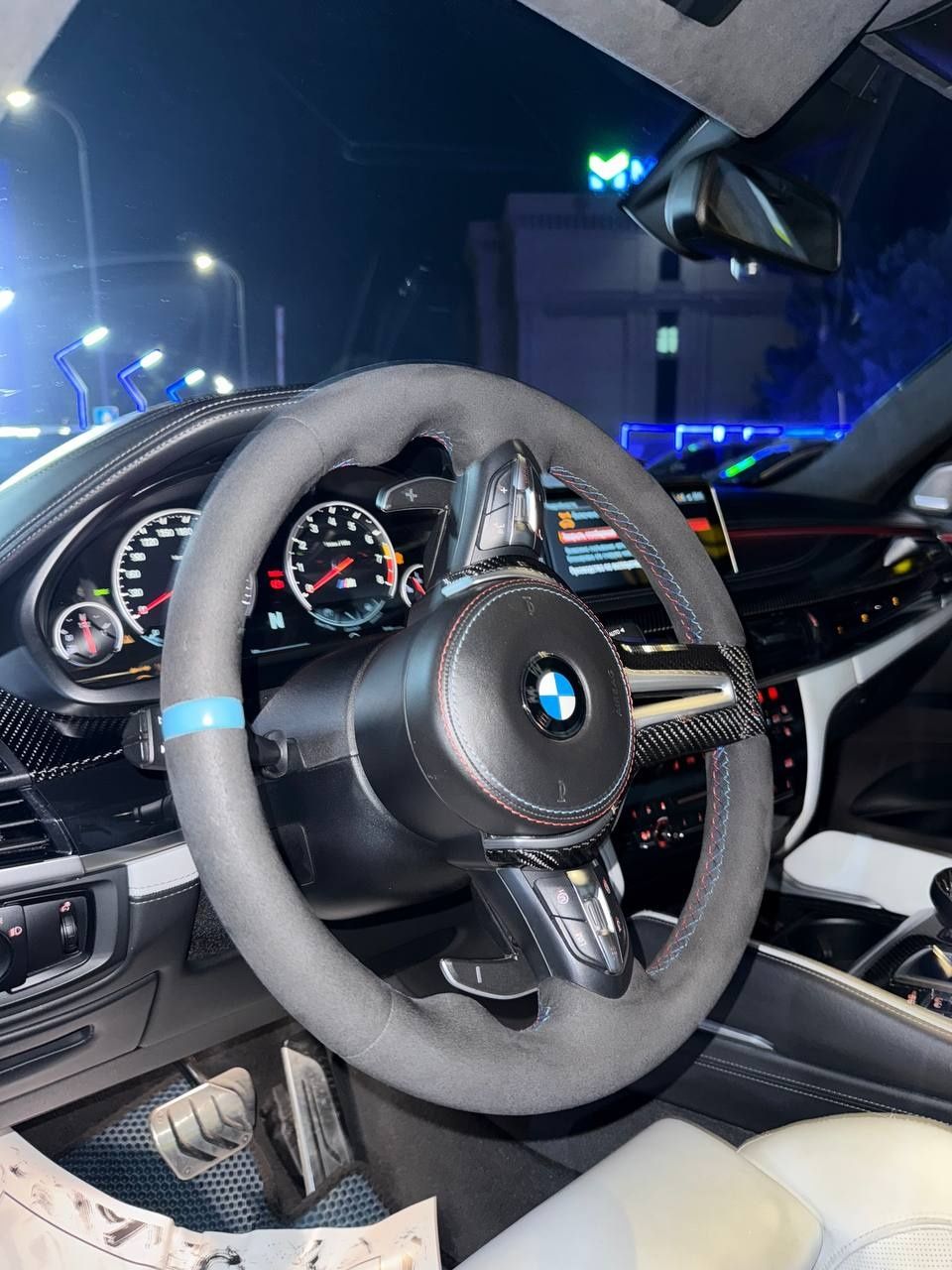 Bmw x6 m full 44 motor