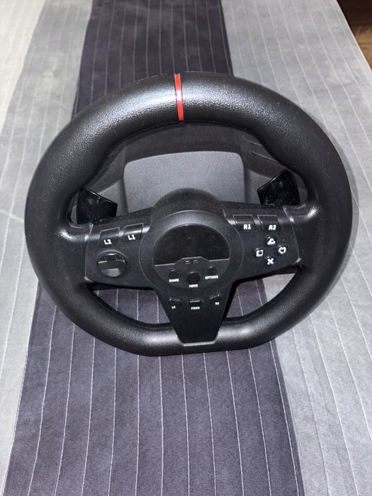 PLAY STATION 4 + volan nou play station cu pedale