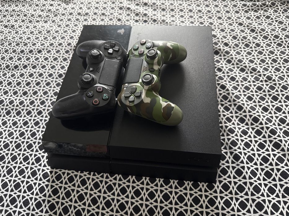 Ps4/2manete/5 jocuri