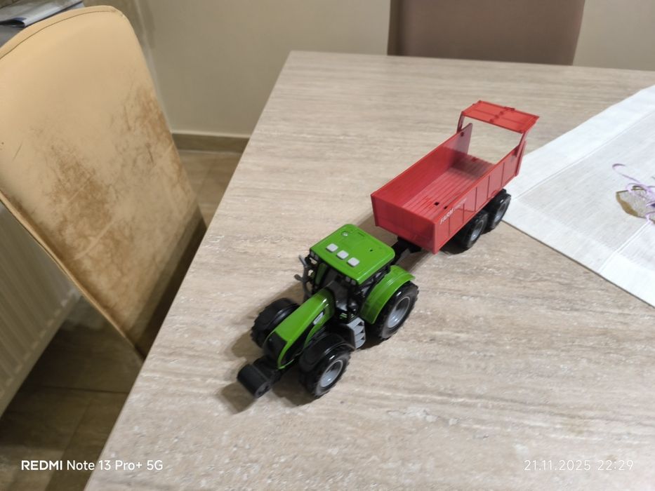 Vând două tractoare