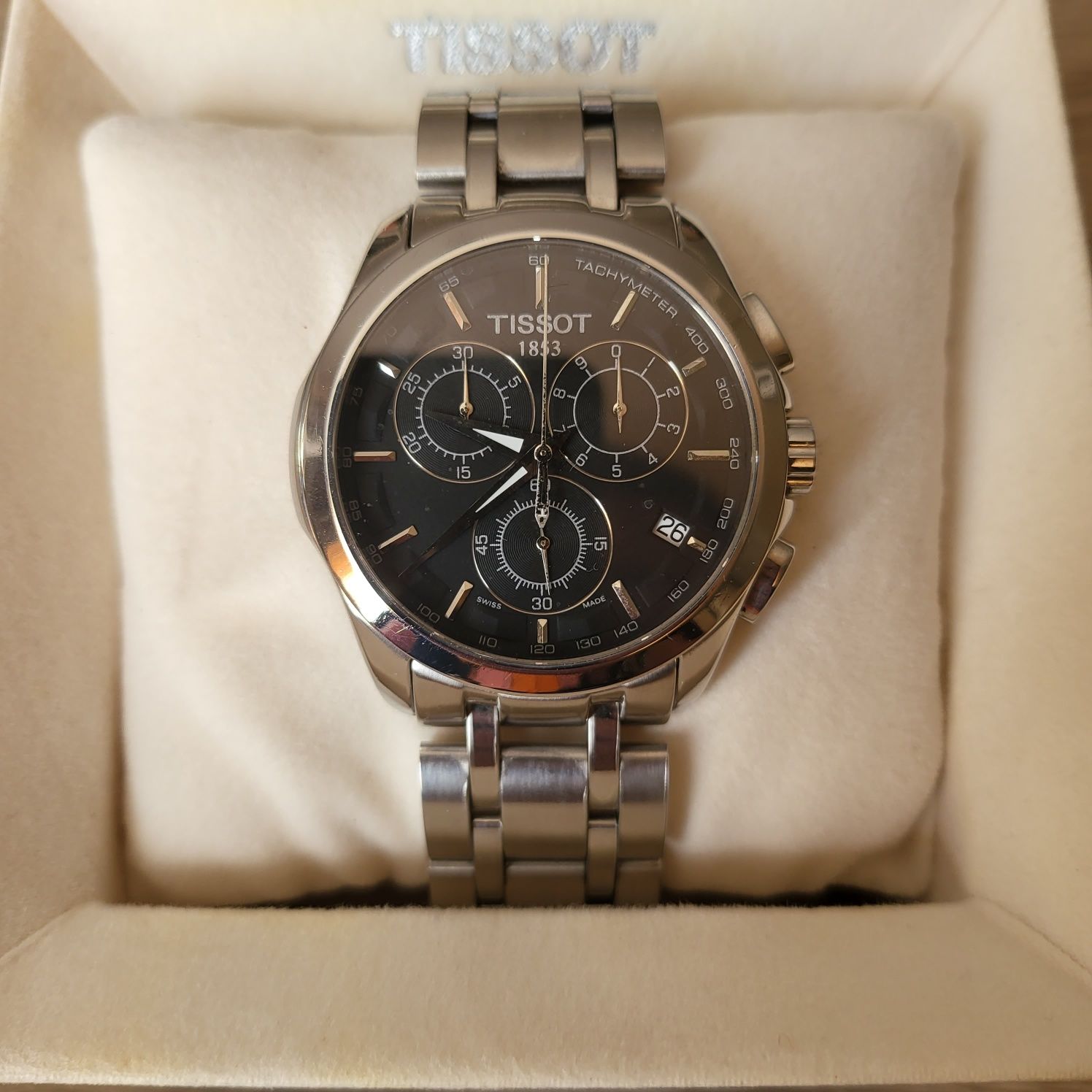 Часовник Tissot Couturier