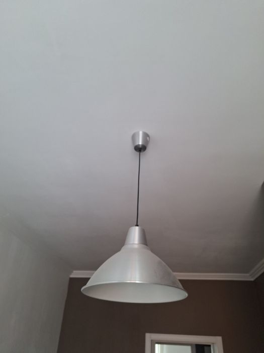 Продам б/у люстру в отличном состоянии