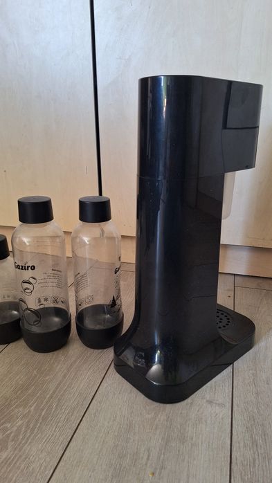 Машина за газиране на вода и напитки