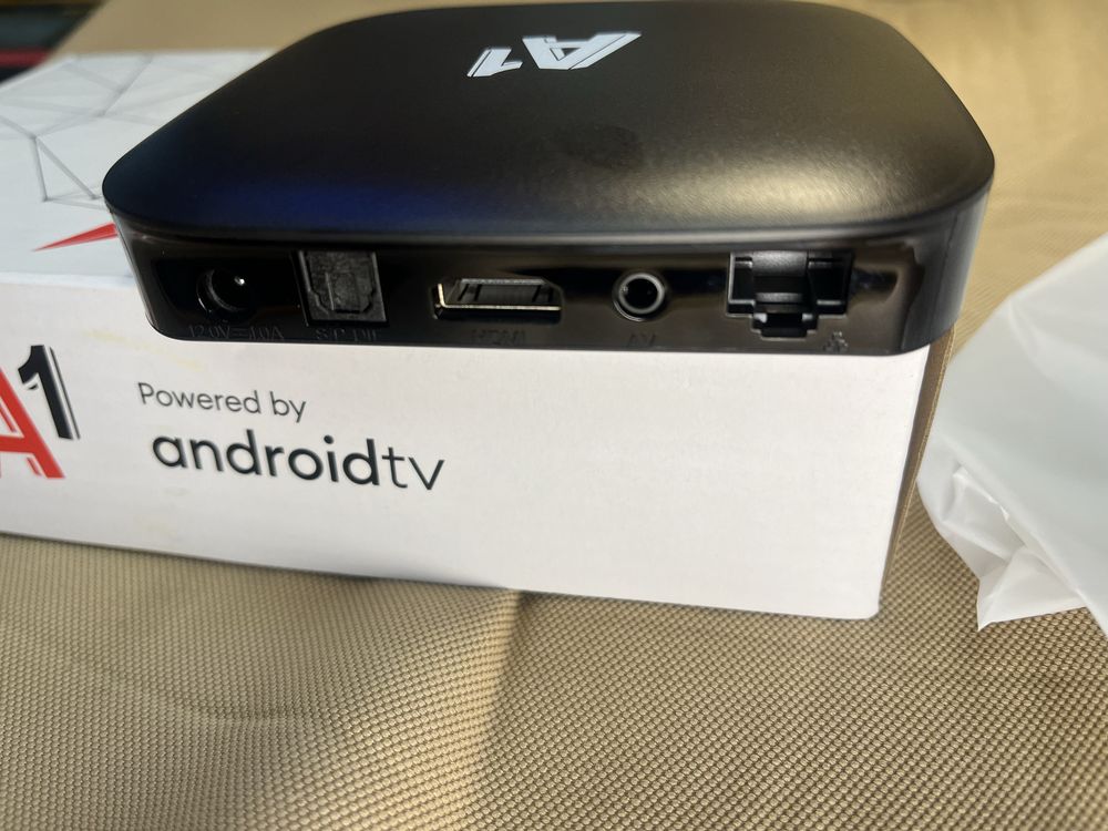 Tv box A1 android чисто нов андроид бокс