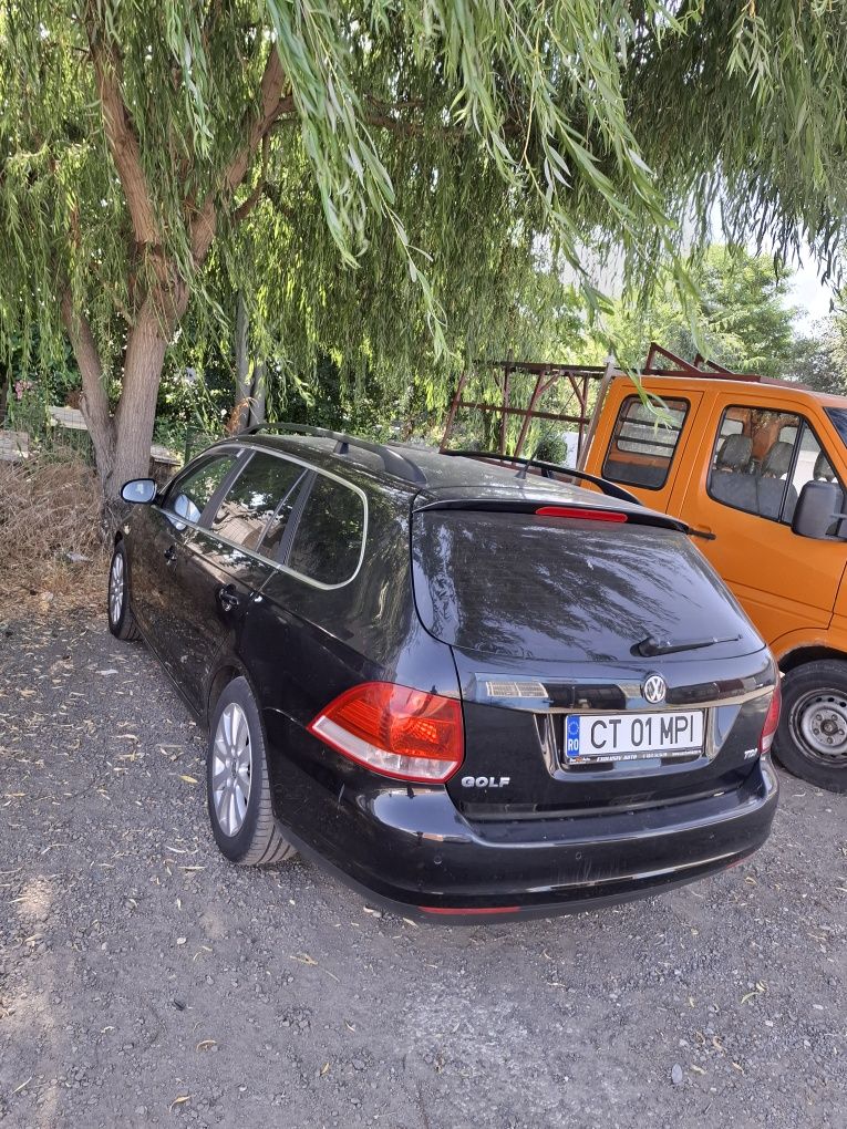 Vând  vw golf 5 1.9