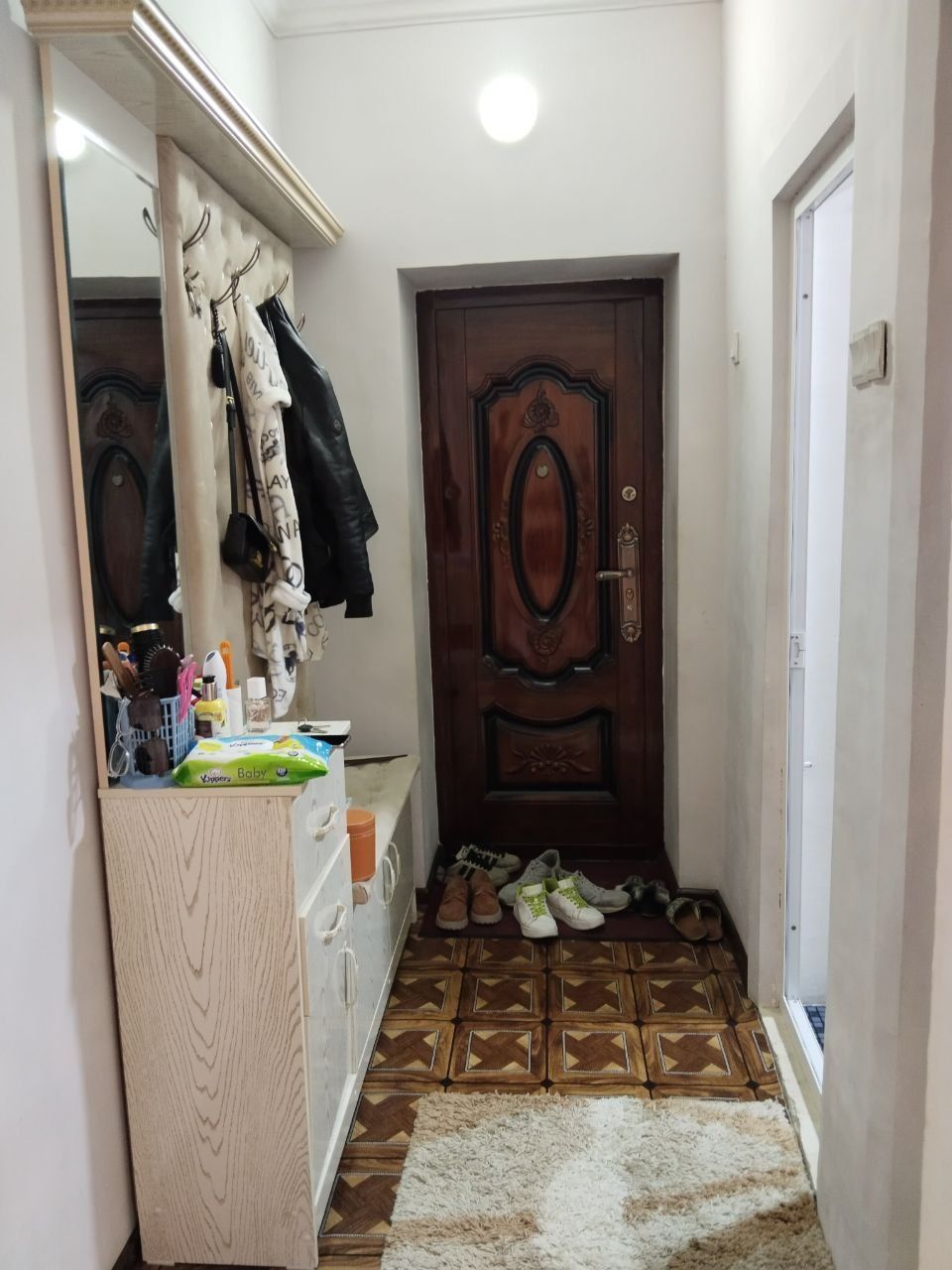 Продается 2х комнатная квартира